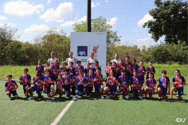 AXA no Brasil reúne corretores, famílias e Liverpool em evento especial em São Paulo Notícias,AXA,AXA no Brasil