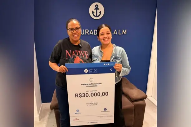 Cliente da Seguradora ALM é contemplada no Pix Premiado de julho Notícias,Seguradora ALM,ALM