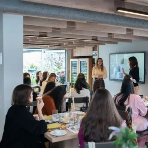 MAG Seguros e Manas Investem promovem encontro sobre autonomia financeira e mulheres nos investimentos Notícias,MAG,MAG Seguros,Grupo MAG