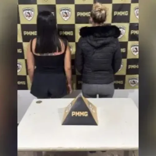 Mulher é presa após polícia descobrir suposto falso furto de motocicleta para receber seguro Notícias