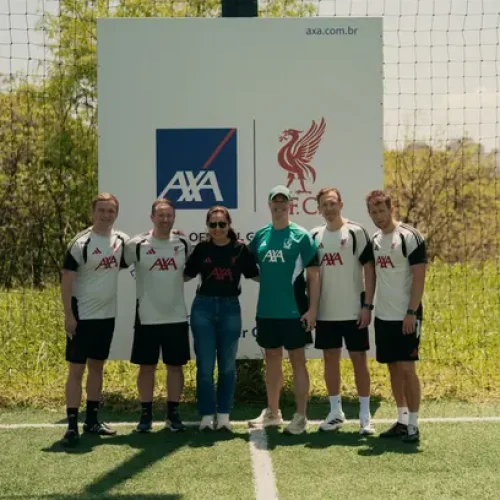 AXA promove treino com Liverpool FC no Mês do Corretor Eventos,Notícias,Seguros,axa no brasil,Liverpool FC