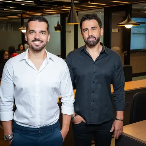 Direito ao reparo pode mudar a lógica dos seguros de smartphones Seguros Gerais,celular,Corretor de Seguros,Grupo PLL,Lucas Linhares,Mercado de Seguros,Pablo Linhares,PL 3.190/2026,Seguros,smarthphones