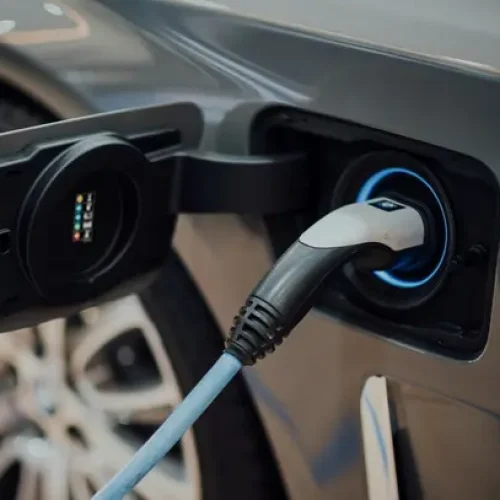 Mercado de veículos elétricos muda a lógica do seguro automóvel e exige nova abordagem na gestão de riscos Auto & Serviços,Associação Brasileira do Veículo Elétrico,auto,carro,carro elétrico,Corretor de Seguros,MDS,MDS Brasil,Mercado de Seguros,Rogério Lemes,seguradora,seguro,Seguros,Setor de Seguros,veículos elétricos