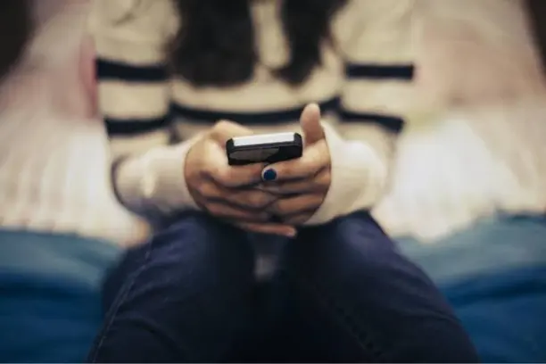 Impacto das redes sociais na saúde mental de menores acende alerta para o setor de seguros Notícias