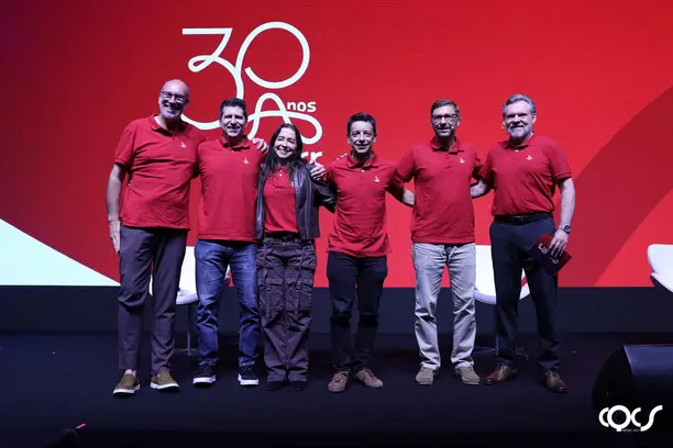 Lojacorr reúne 1.200 participantes em convenção que celebra 30 anos da empresa Notícias,Lojacorr