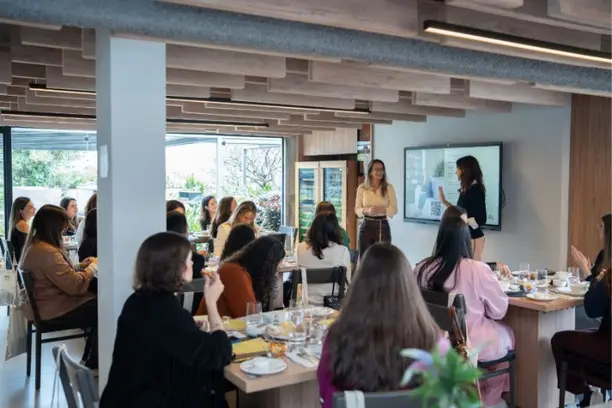MAG Seguros e Manas Investem promovem encontro sobre autonomia financeira e mulheres nos investimentos Notícias,MAG,MAG Seguros,Grupo MAG