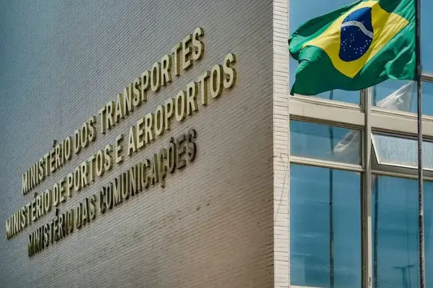 Ministério cria grupo para revisar seguros e garantias em concessões portuárias, aeroportuárias e hidroviárias Notícias