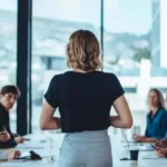 Mulheres são 54% da força de trabalho dos seguros, mas só 28,5% na gestão executiva Notícias,SUSEP,SOU SEGURA