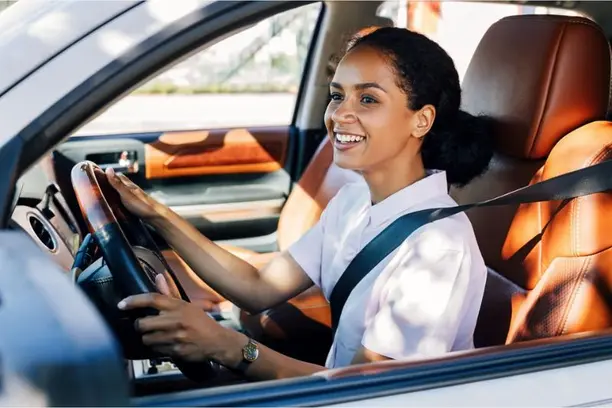 Seguro auto para mulheres cai com avanço da personalização na análise de risco Notícias,Sincor-SP