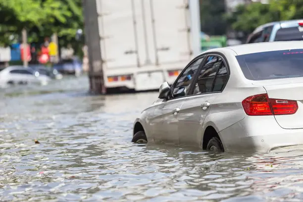 Seguros automotivos e desastres naturais: entenda como as coberturas protegem contra danos causados por fatores climáticos Notícias,Seguros automotivos,El Niño