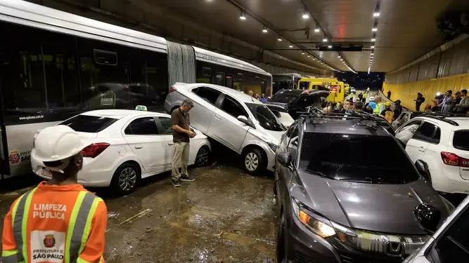 Chuvas em SP: quais os direitos de quem teve o carro alagado? Exclusivas,Notícias,Seguros,alagamento,chuvas,são paulo,seguro auto,seguros