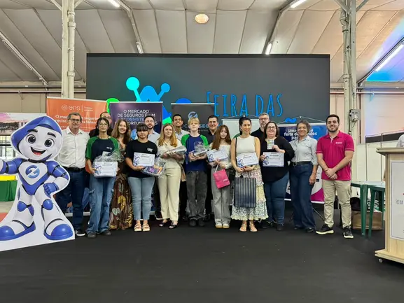Semana do Seguro premia redações de estudantes no Paraná Notícias,Seguros,parana,semana do seguro,Sindseg PR/MS