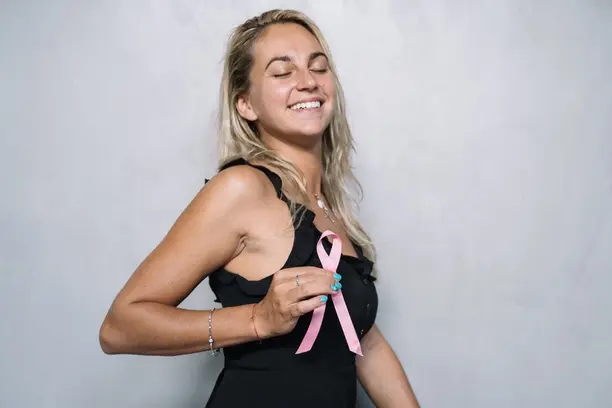 Outubro Rosa: SulAmérica distribui 50 mil vouchers de mamografia para mulheres que não estão com o exame preventivo em dia Saúde e Odonto,campanha,câncer de mama,Corretor de Seguros,mamografia,médico,Mercado de Seguros,Outubro Rosa,Rede D'Or,Saúde,Seguros,Setor de Seguros,SulAmérica