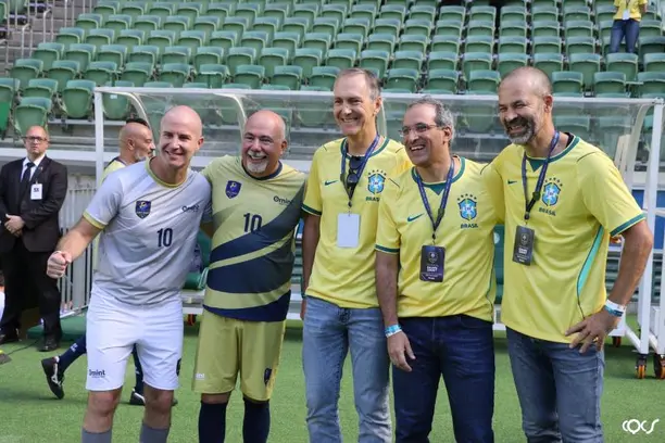 Grupo Omint transforma campo de futebol em espaço de relacionamento com corretores e parceiros Notícias