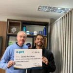 Cliente da APet recebe prêmio de R$ 10 mil em sorteio mensal Leia Mais,Notícias,Saúde,apet,Zurich Capitalização