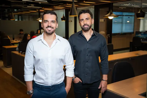 Direito ao reparo pode mudar a lógica dos seguros de smartphones Seguros Gerais,celular,Corretor de Seguros,Grupo PLL,Lucas Linhares,Mercado de Seguros,Pablo Linhares,PL 3.190/2026,Seguros,smarthphones